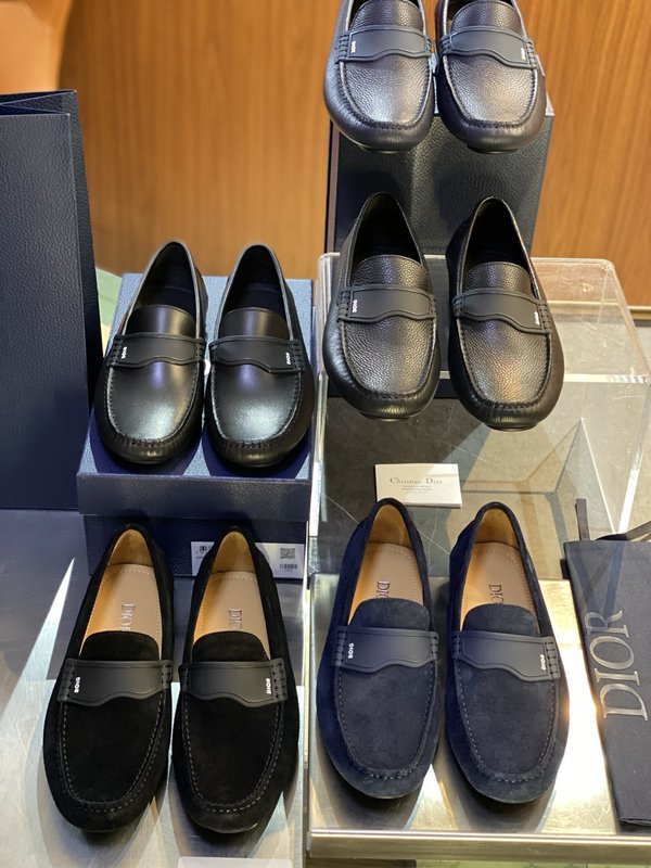 Dior Odeon 소가죽 수제 로퍼 001-228516