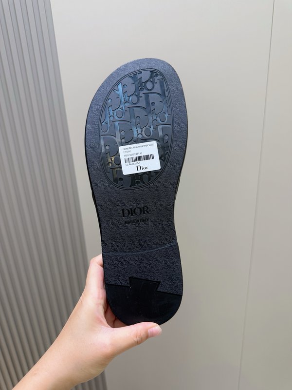 디올 알리아스 남성 가죽 슬리퍼 001-228517