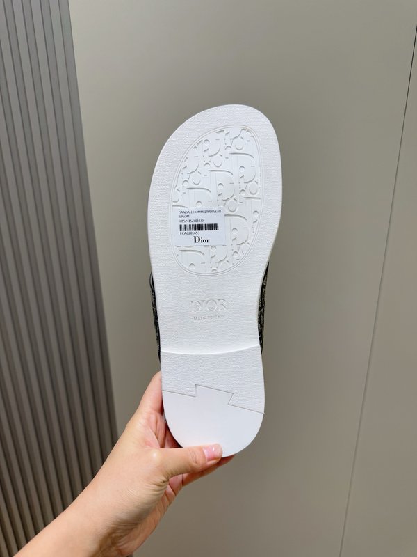 디올 알리아스 남성 가죽 슬리퍼 001-228526