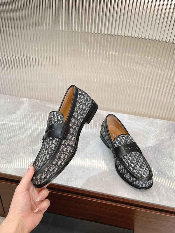 Dior Granville 남성 로퍼 001-228626