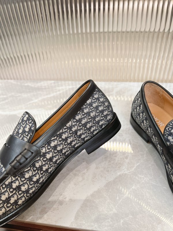 Dior Granville 남성 로퍼 001-228626