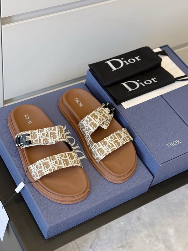 Dior Aqua 남성 교차 스트랩 샌들 001-228719