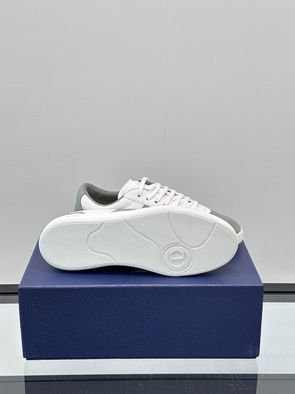 Dior B01 누벅 가죽 스니커즈 001-228765