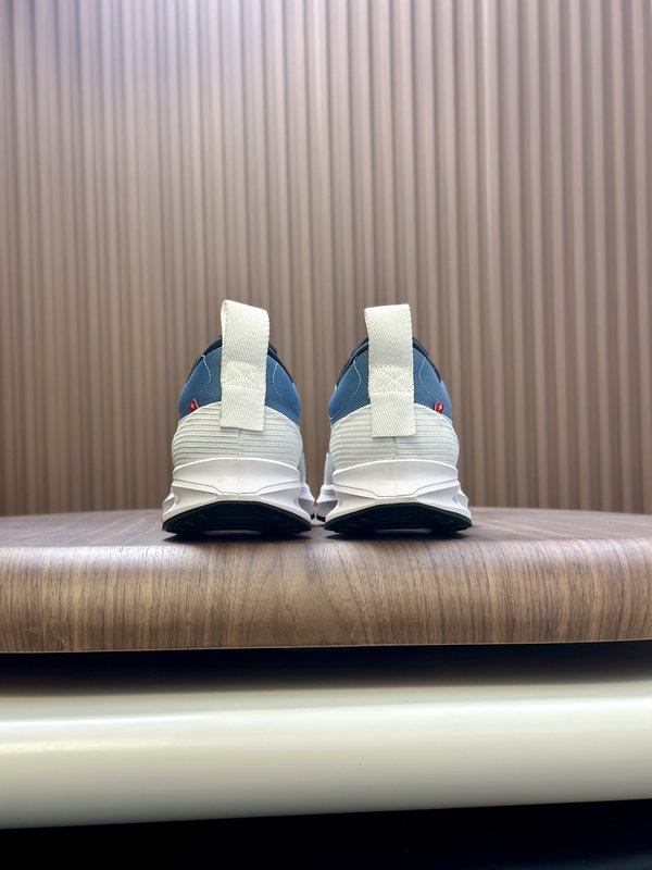 디올 통기성 캐주얼 운동화 001-228832