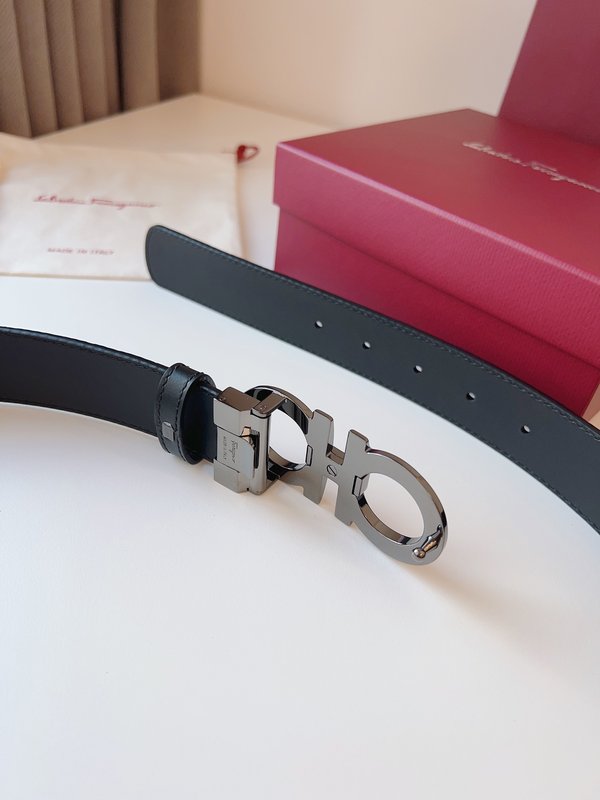 페라가모 Ferragamo 우아한 버클 벨트 001-229263