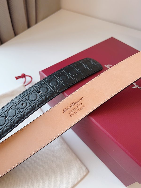 페라가모 Ferragamo 양면 벨트 001-229264