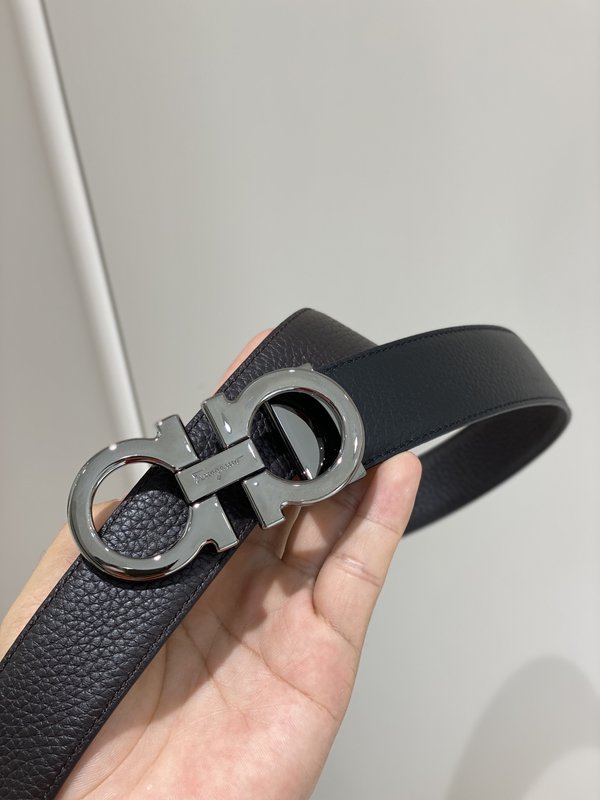 페라가모 양면 소가죽 벨트 001-229286