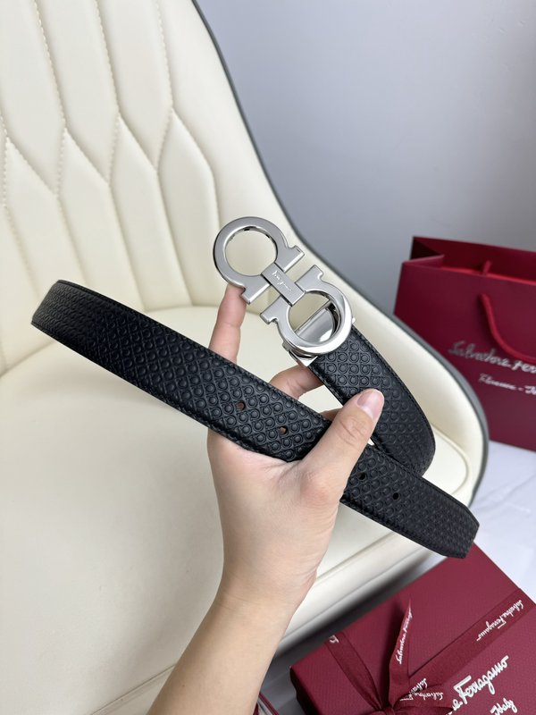 페라가모 양면 소가죽 벨트 001-229448