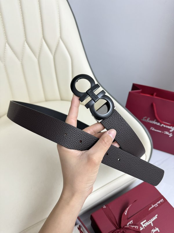 페라가모 양면 소가죽 벨트 001-229461