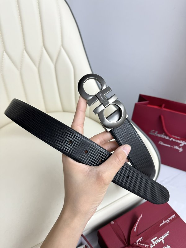 페라가모 양면 소가죽 벨트 001-229462