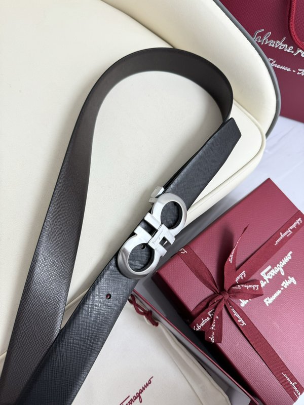 페라가모 양면 소가죽 벨트 3.5cm 001-229466