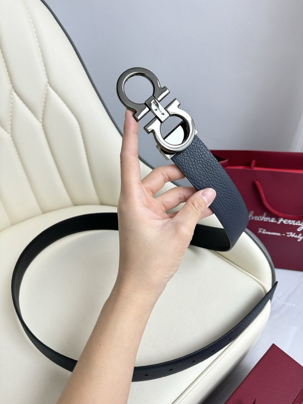 페라가모 양면 소가죽 벨트 001-229467