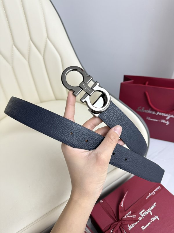 페라가모 양면 소가죽 벨트 001-229467