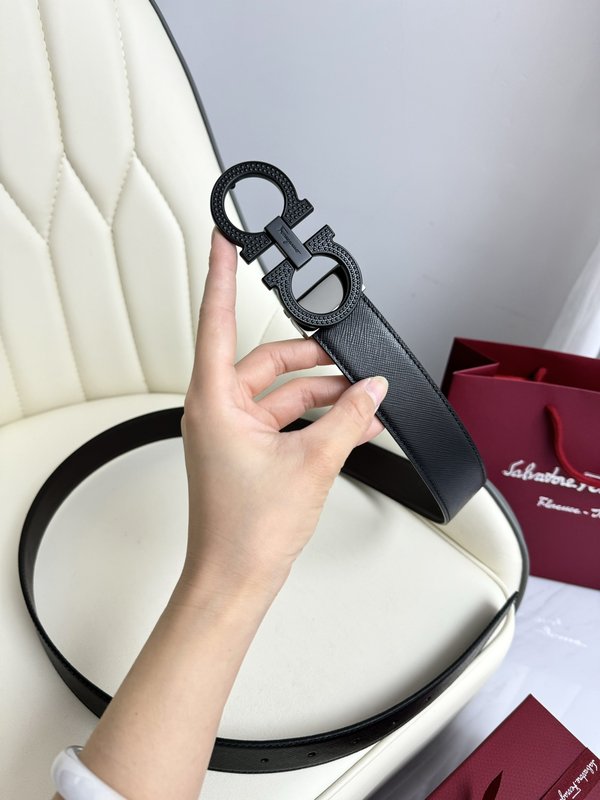 페라가모 양면 소가죽 벨트 3.5cm 001-229503