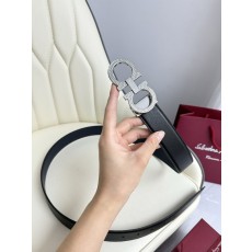페라가모 양면 소가죽 벨트 001-229522