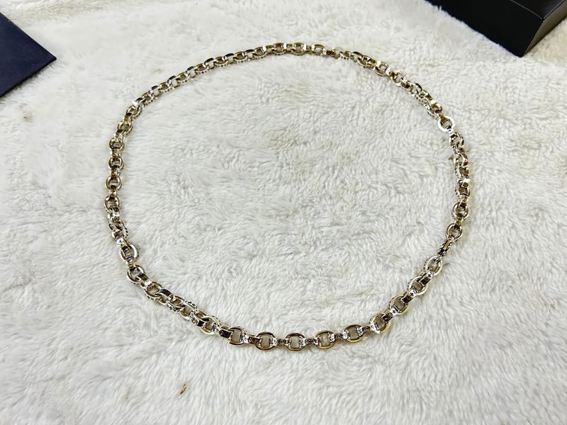 크롬하츠 타원 알파벳 목걸이 001-229567