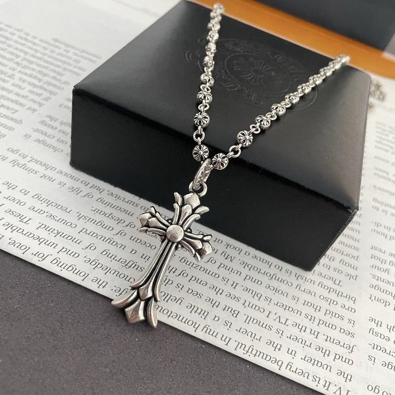 크롬하츠 빈티지 크로스 볼 목걸이 유니섹스 001-229584
