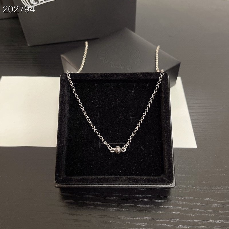 크롬하츠 클래식 크로스 목걸이 001-229699