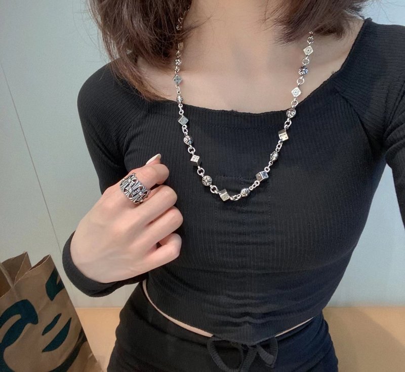크롬하츠 주사위 목걸이 001-229748