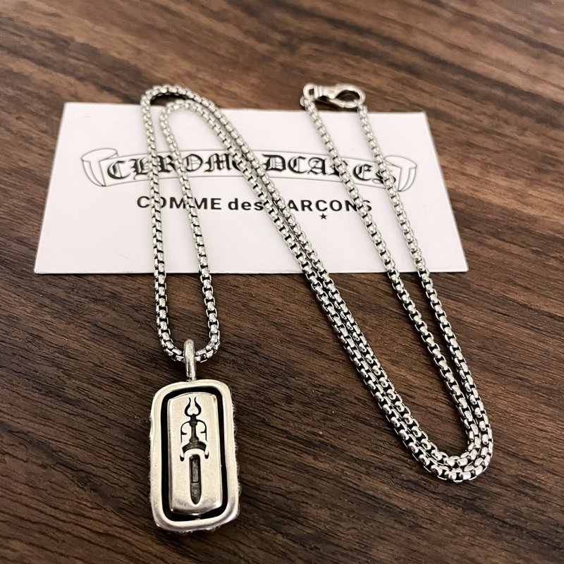 크롬하츠 복고풍 검 펜던트 목걸이 001-229755