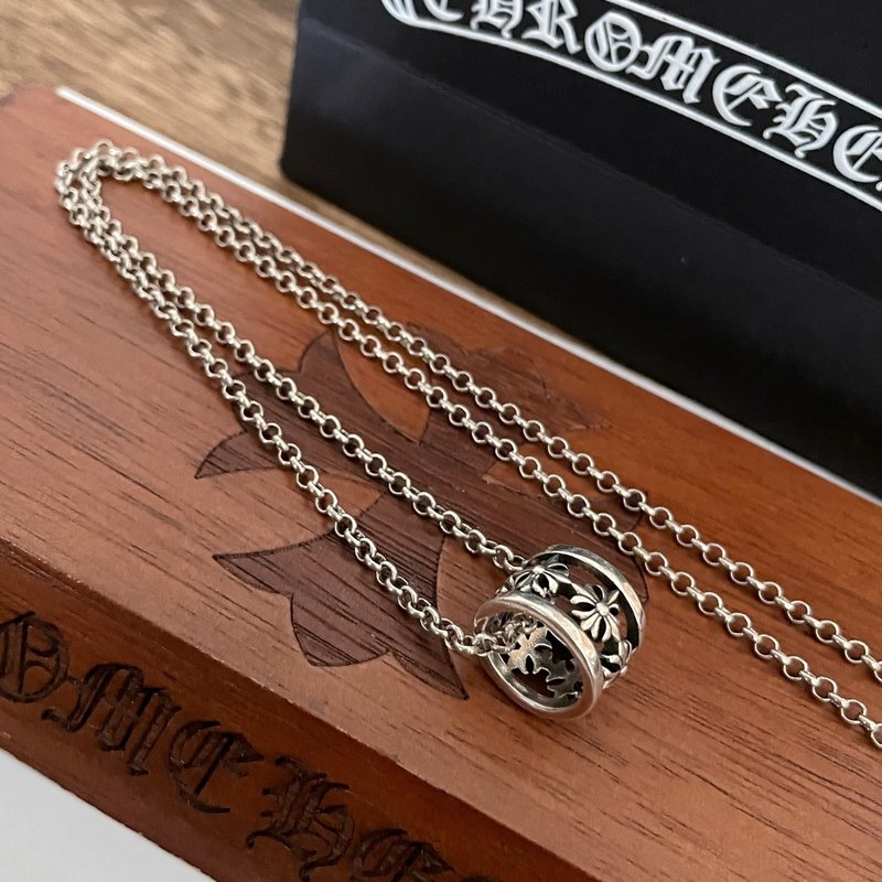 크롬하츠 복고풍 검 십자 펜던트 목걸이 001-229757