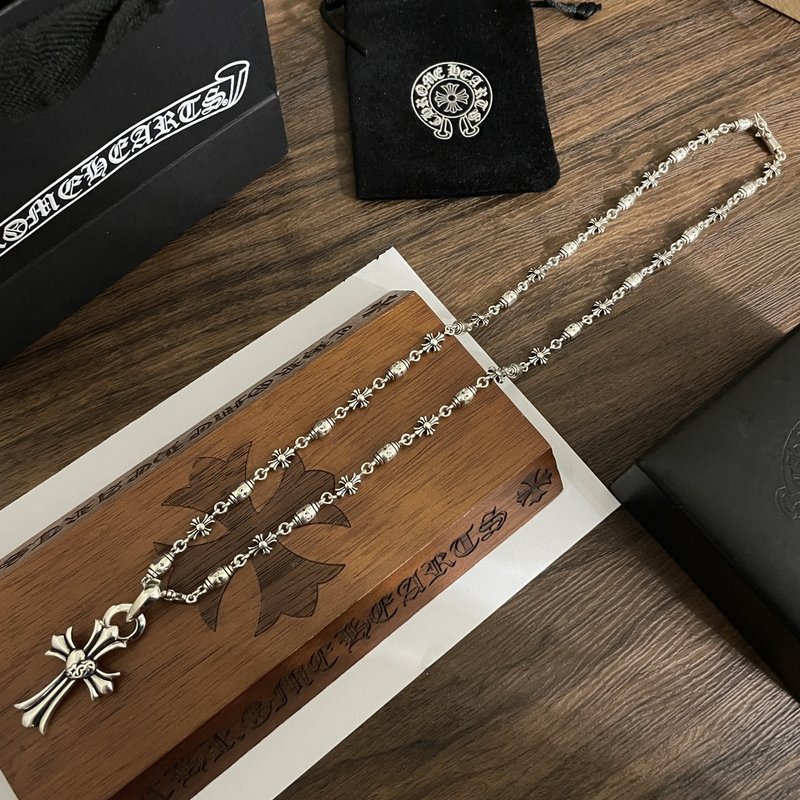 크롬하츠 빈티지 십자가 펜던트 목걸이 001-229767