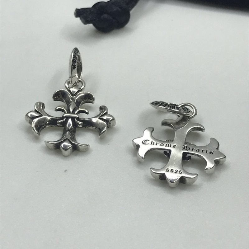 크롬하츠 빈티지 십자군 꽃 목걸이 001-229857