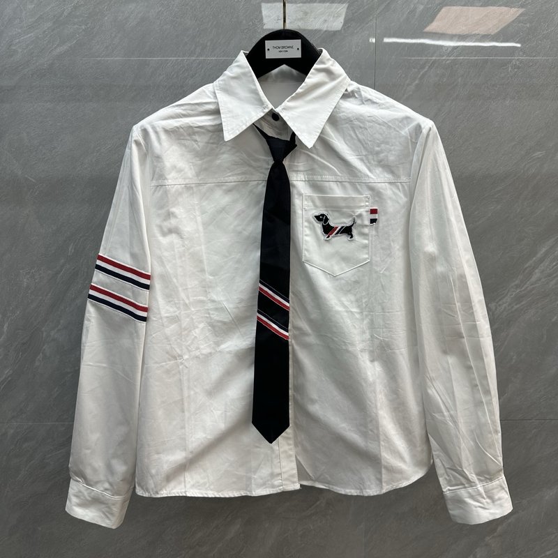 톰 브라운 자견 자수 아카데미 셔츠 001-230424
