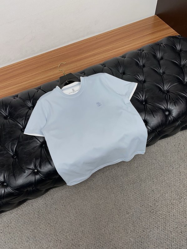 이른 봄 라운드넥 반팔 티셔츠 001-230771