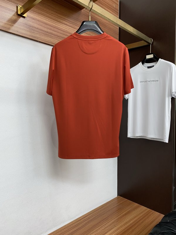 브루넬로 쿠치넬리 남성 라운드넥 반팔 티셔츠 001-230830