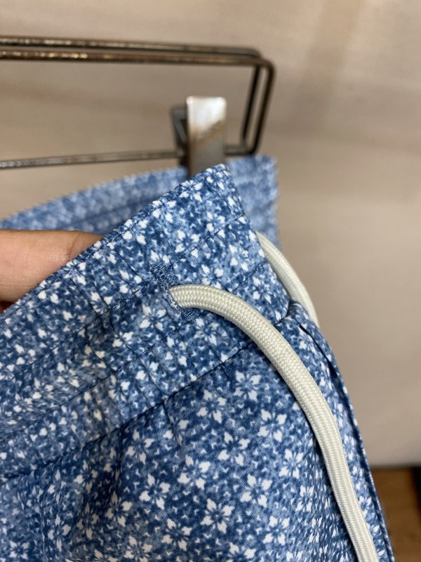 이탈리아 명품 엠블럼 자수 꽃무늬 프린트 끈 비치 반바 001-231094
