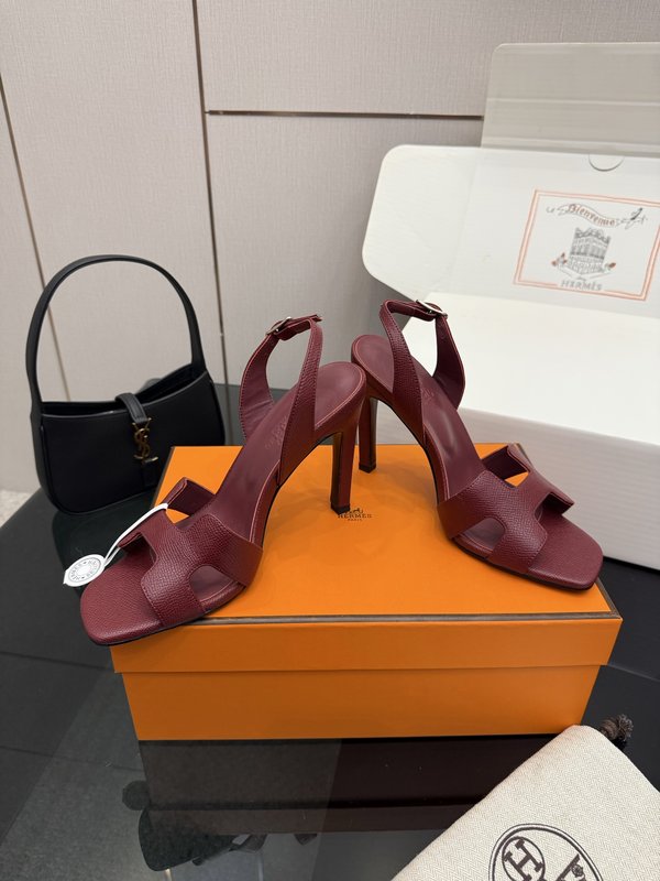 에르메스 클래식 H 버클 하이힐 샌들 001-231469