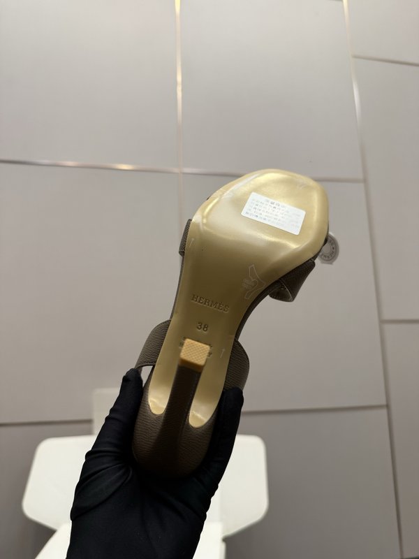 에르메스 클래식 H 버클 하이힐 샌들 001-231470