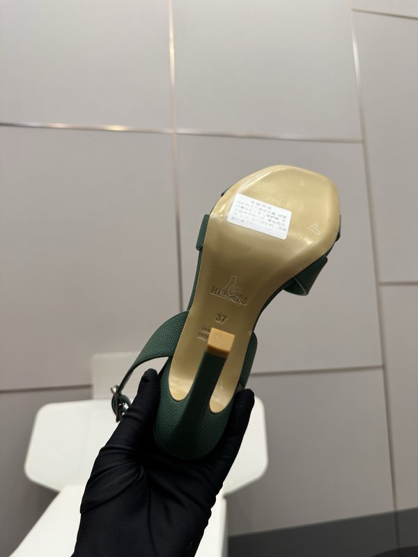 에르메스 클래식 H 버클 하이힐 샌들 001-231472