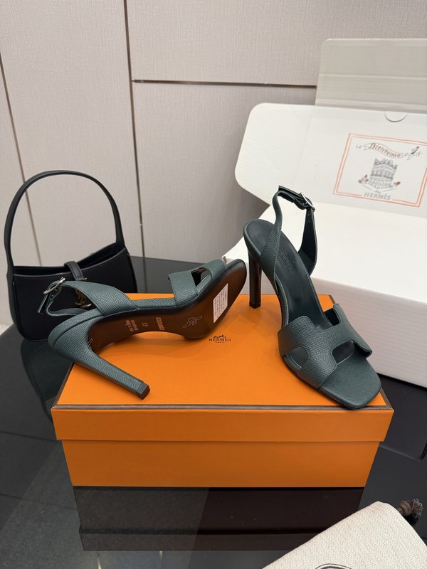 에르메스 클래식 H 버클 하이힐 샌들 001-231479
