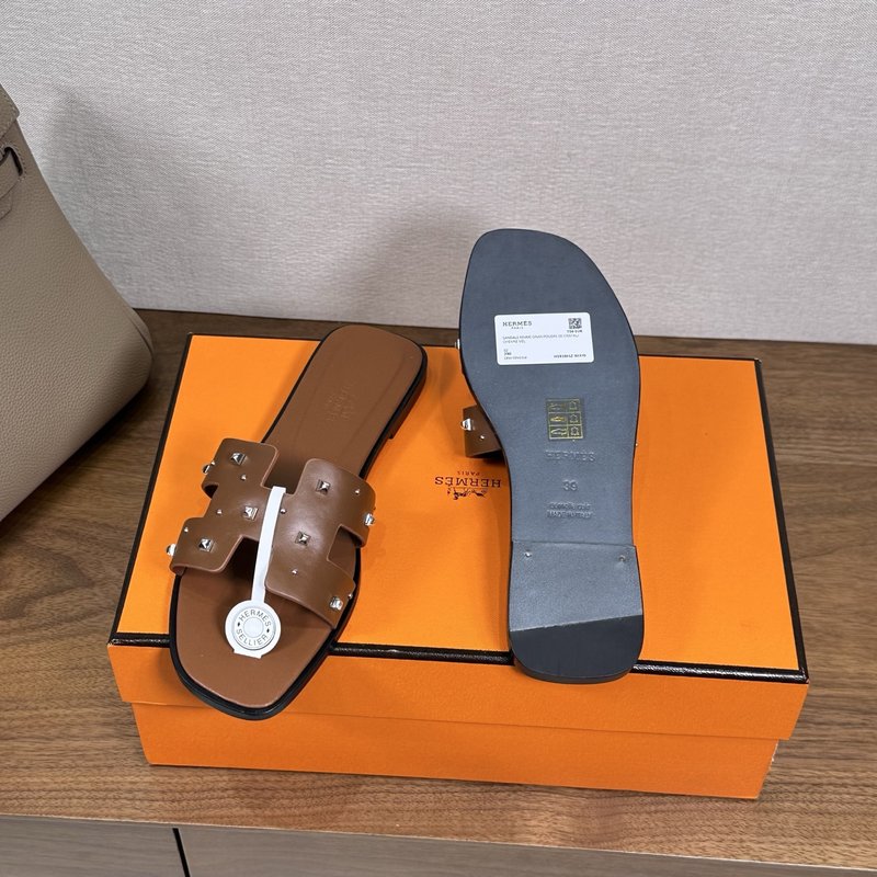 에르메스 H 슬리퍼 오란 샌들 시리즈 001-231604