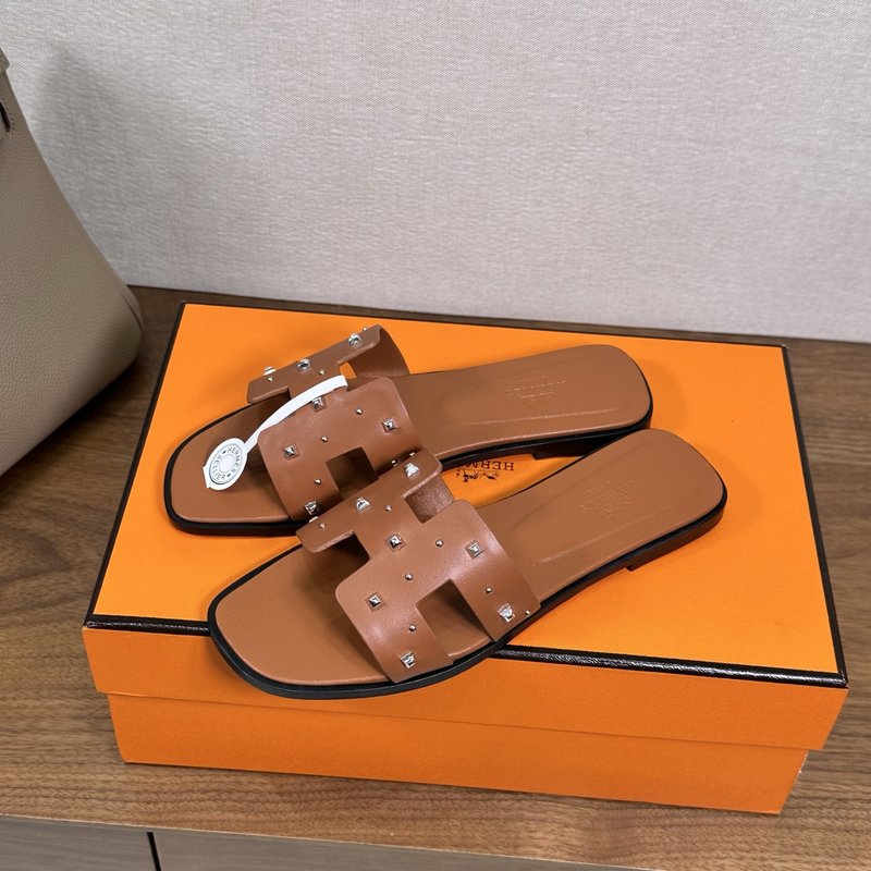 에르메스 H 슬리퍼 오란 샌들 시리즈 001-231607