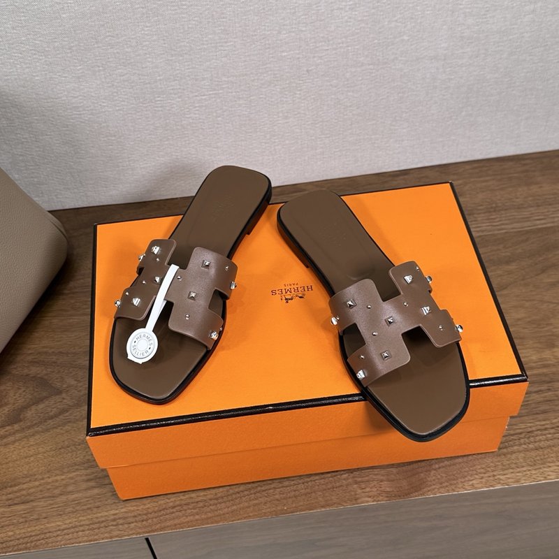 에르메스 H 슬리퍼 오란 샌들 시리즈 벨벳 소재 001-231608