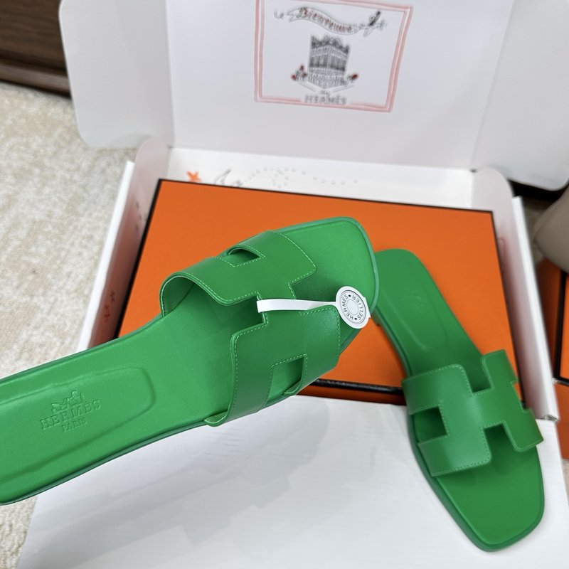 에르메스 H 슬리퍼 오란 샌들 시리즈 벨벳 소재 001-231651