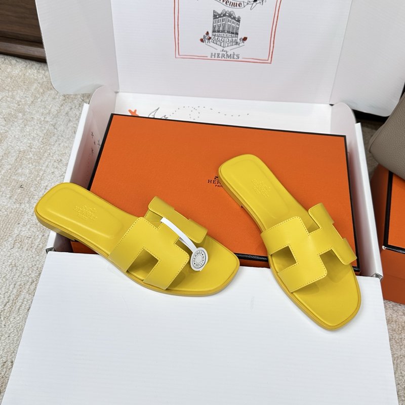 에르메스 H 슬리퍼 오란 샌들 시리즈 벨벳 소재 001-231672