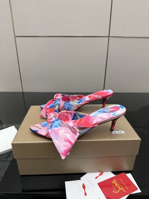 크리스찬 루부탱 레드솔 실크 하이힐 샌들 001-232069