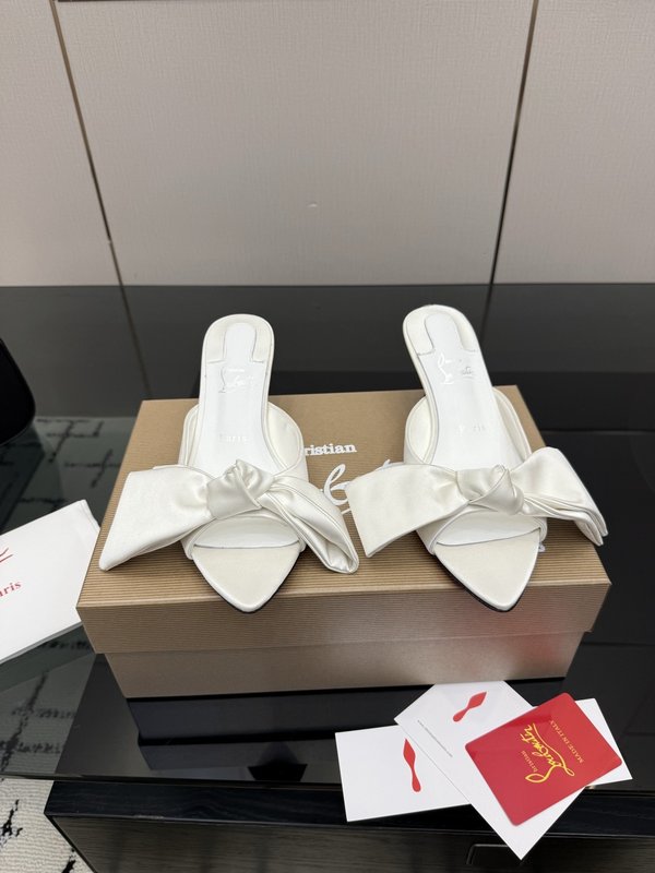 크리스찬 루부탱 레드솔 실크 하이힐 샌들 001-232073