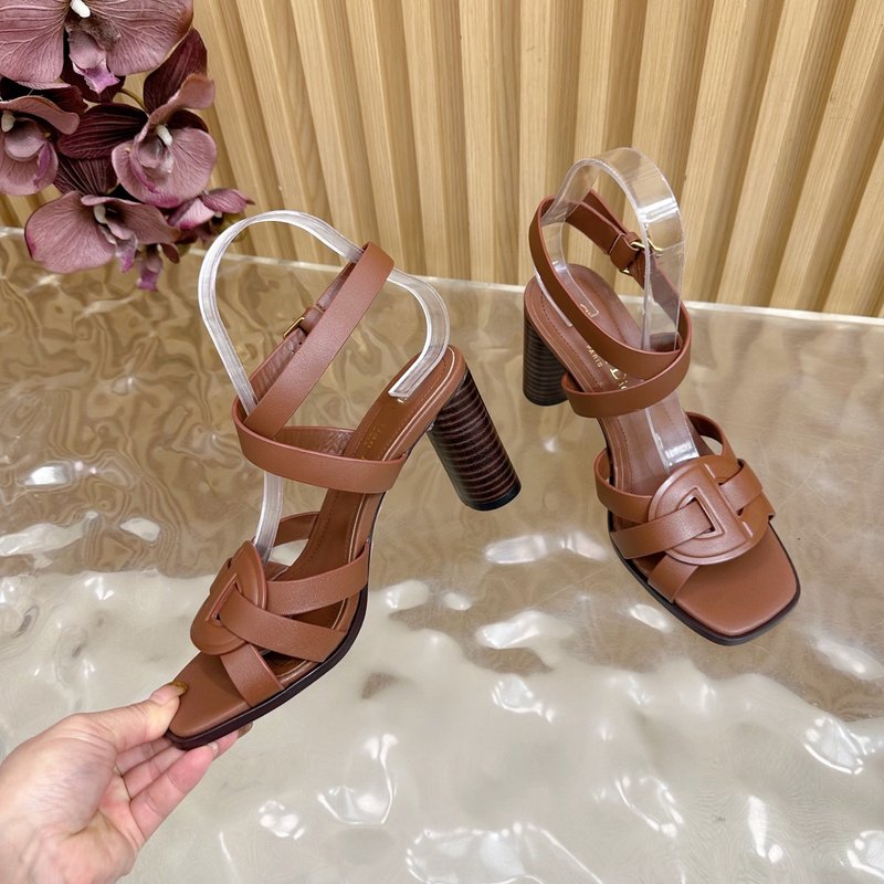 디올 알파벳 굽 두꺼운 샌들 001-232104