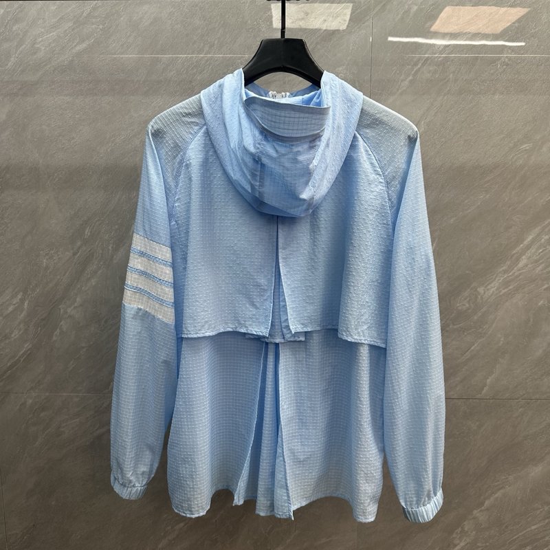 톰브라운 4 바 나일론 메쉬 방풍 자켓 001-232139