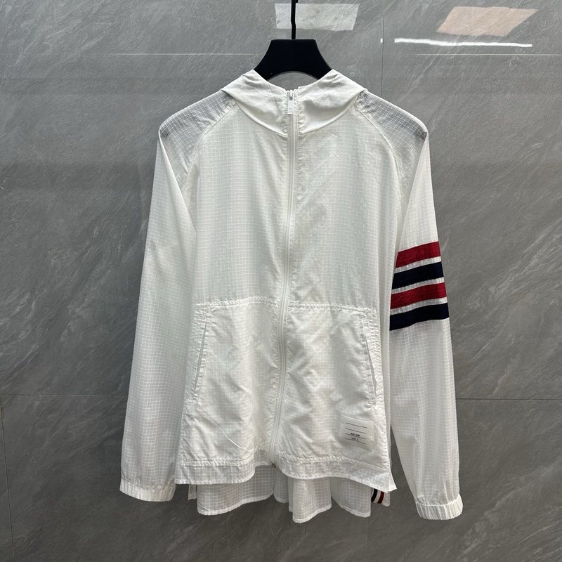 톰브라운 4 바 나일론 메쉬 방풍 자켓 001-232145