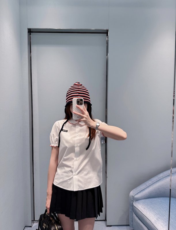 미우미우 프릴 칼라 반팔 셔츠 001-232235