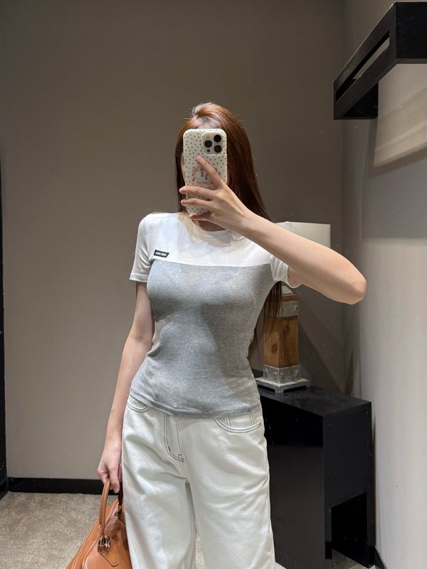 미우미우 스타일 컬러 블록 슬림 반팔 티셔츠 001-232308