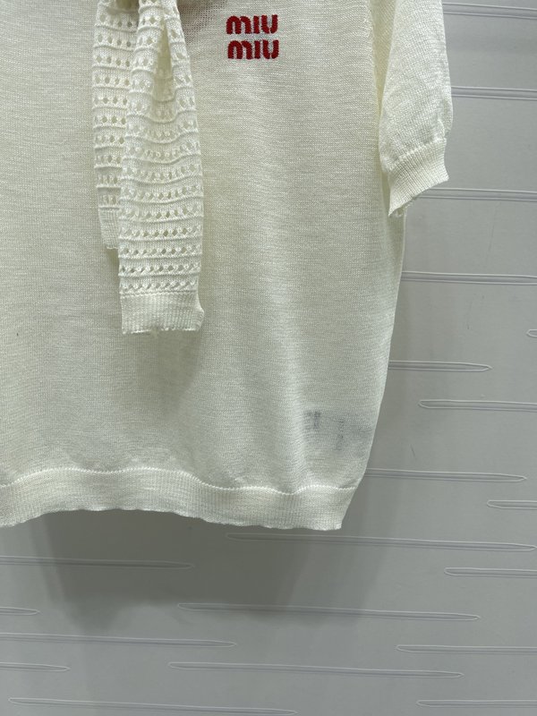 미우미우 니트 숏슬리브 숄 탑 001-232325
