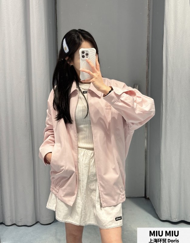 연한 파란색 플립 칼라 지퍼 자켓 001-232357