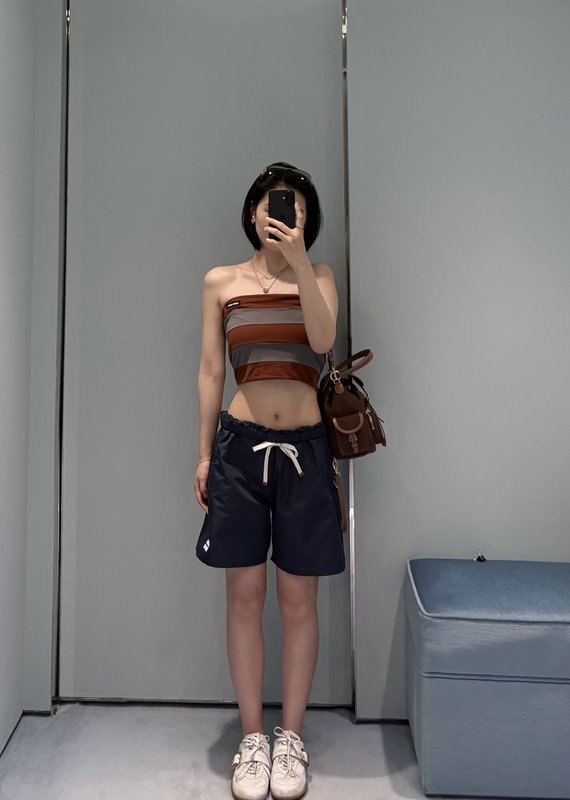 미우미우 네이론 반바지 001-232382